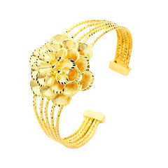 Gold Plated Petal Bracelet for Women Wedding Party Wear