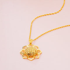 Gold Sunflower Pendant for Women Retro Ethnic Jewelry