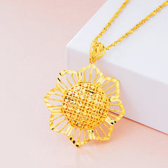 Gold Sunflower Pendant for Women Retro Ethnic Jewelry