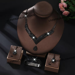 Sparkling V-Neck Jewelry Set for Pakistani Bridal Wear